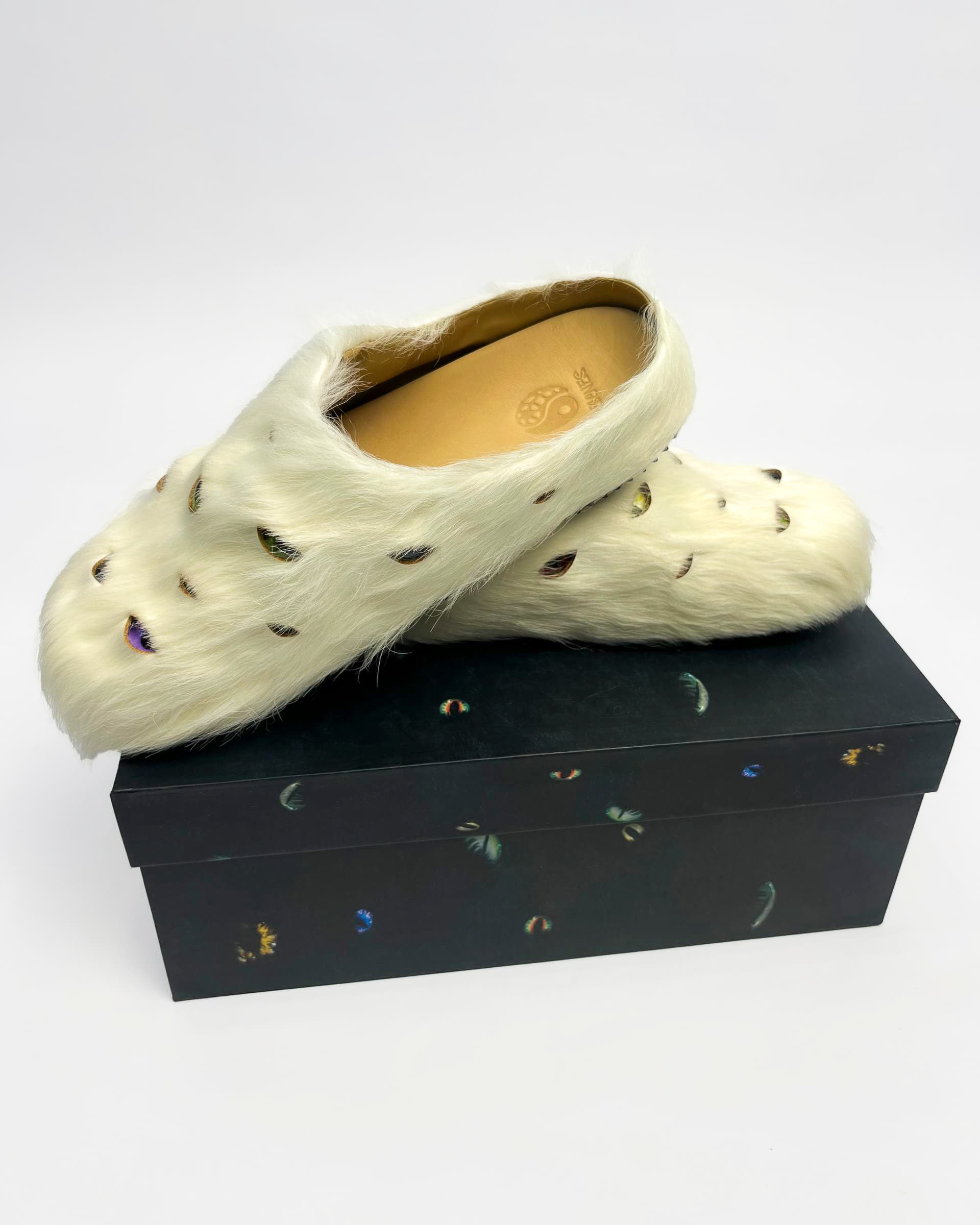 Esenes Worldwide Eyeball Mules