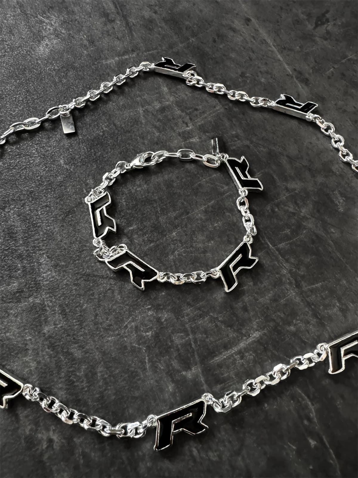 REPUTATION SIGNATURE LOGO NECKLACE